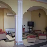 Отель La Lancha